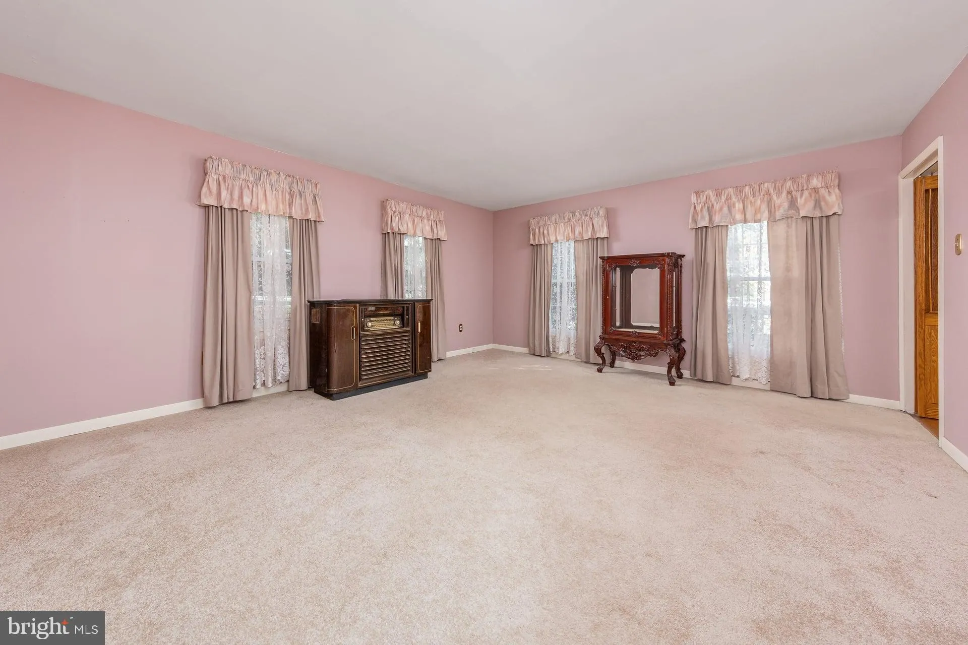Atco, New Jersey 08004, United States, 4 Bedrooms Bedrooms, ,3 BathroomsBathrooms,Residential,Active,223777