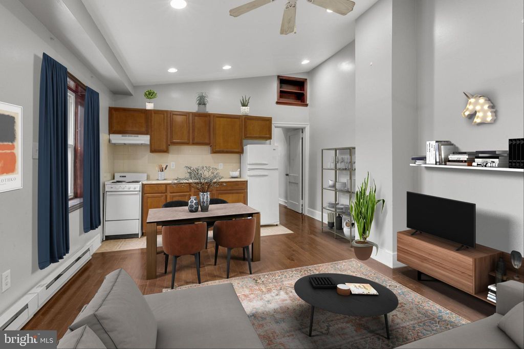 Photo of 707 W Girard Avenue #3R, PHILADELPHIA, PA 19123 (MLS # PAPH2563644)