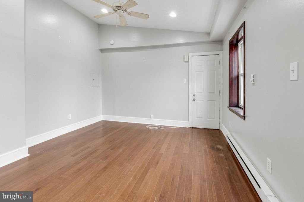 Photo of 707 W Girard Avenue #3R, PHILADELPHIA, PA 19123 (MLS # PAPH2563644)