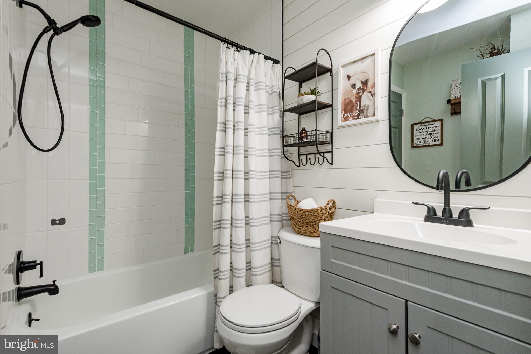 BENFIELD MANOR - Residential