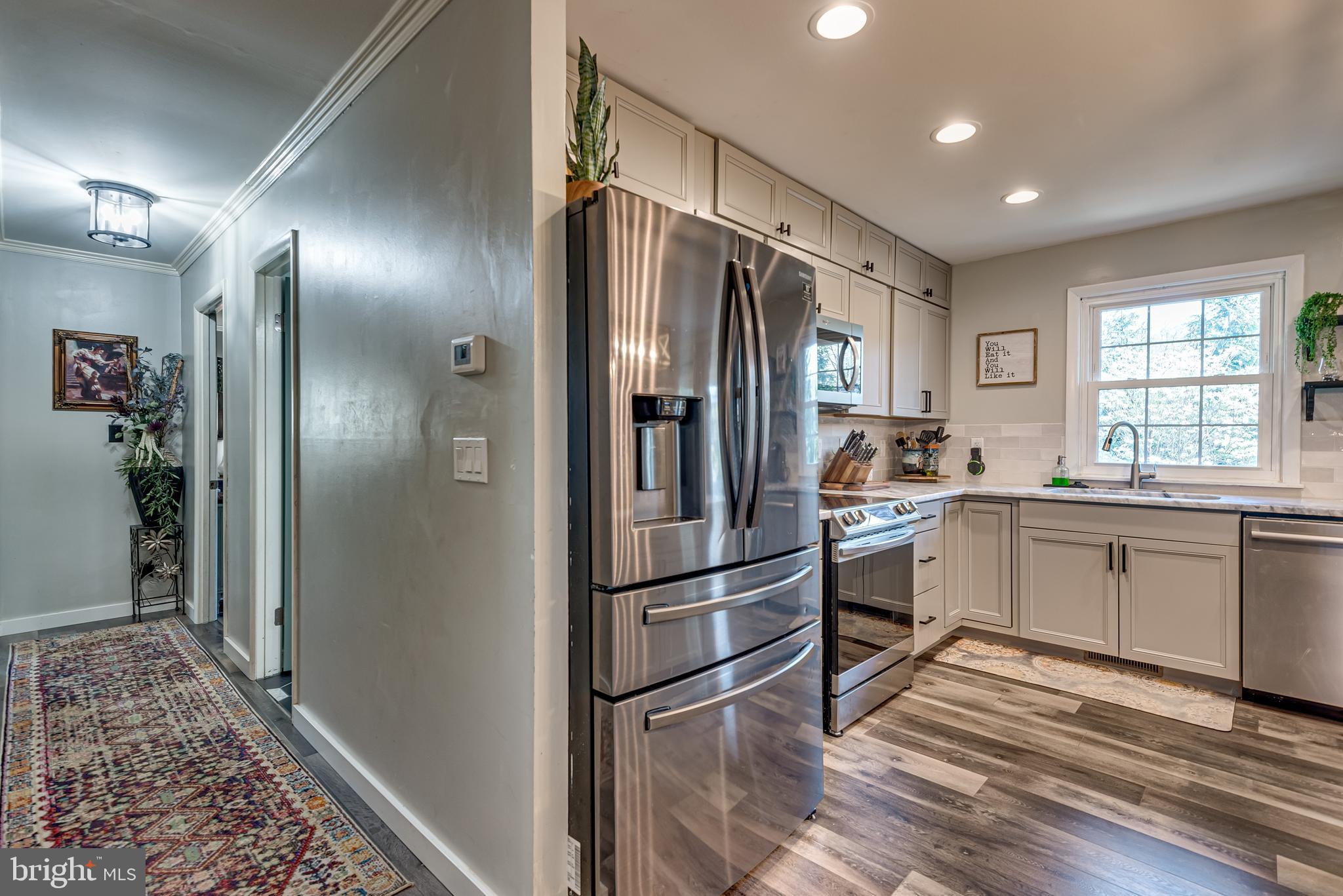 BENFIELD MANOR - Residential