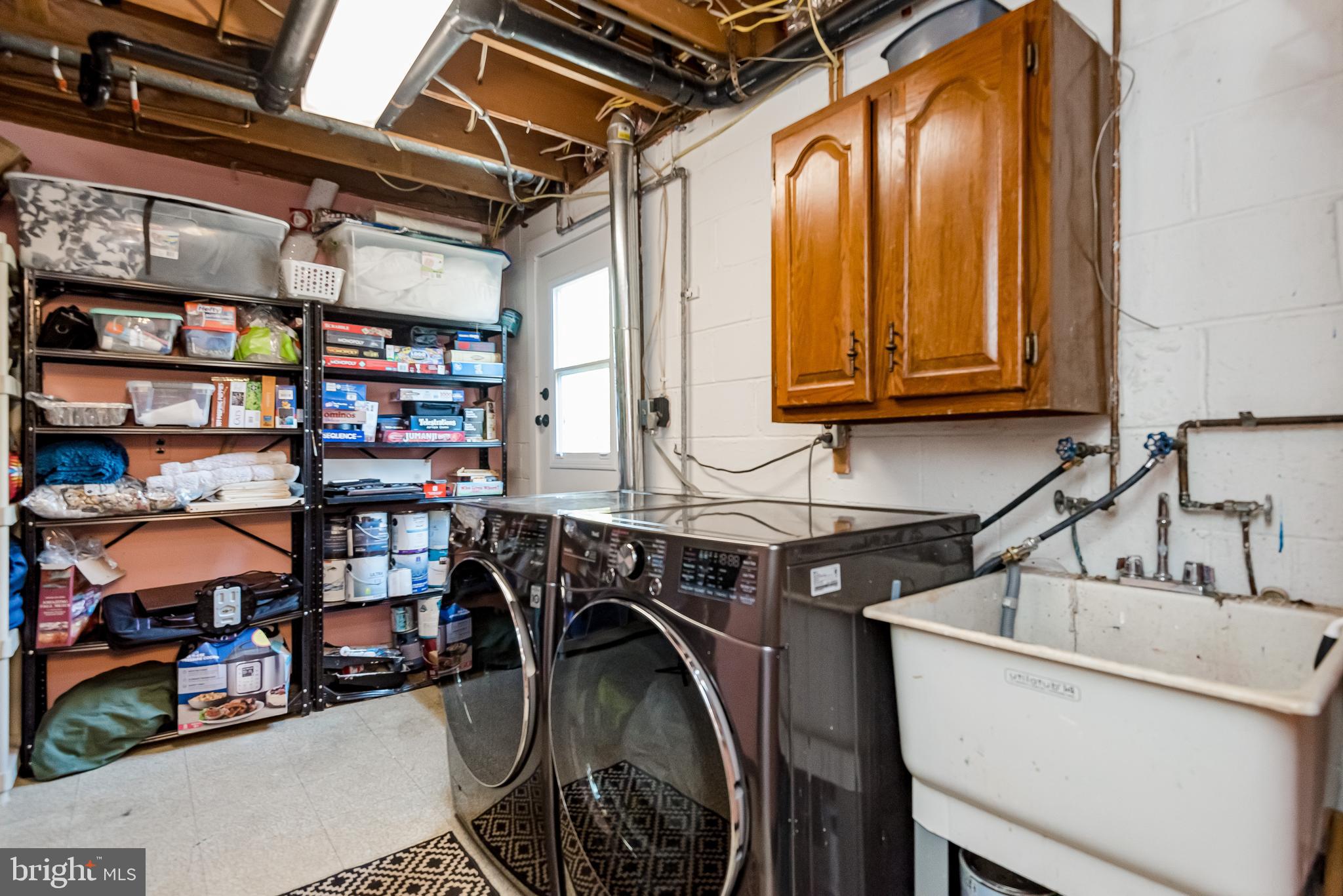 BENFIELD MANOR - Residential