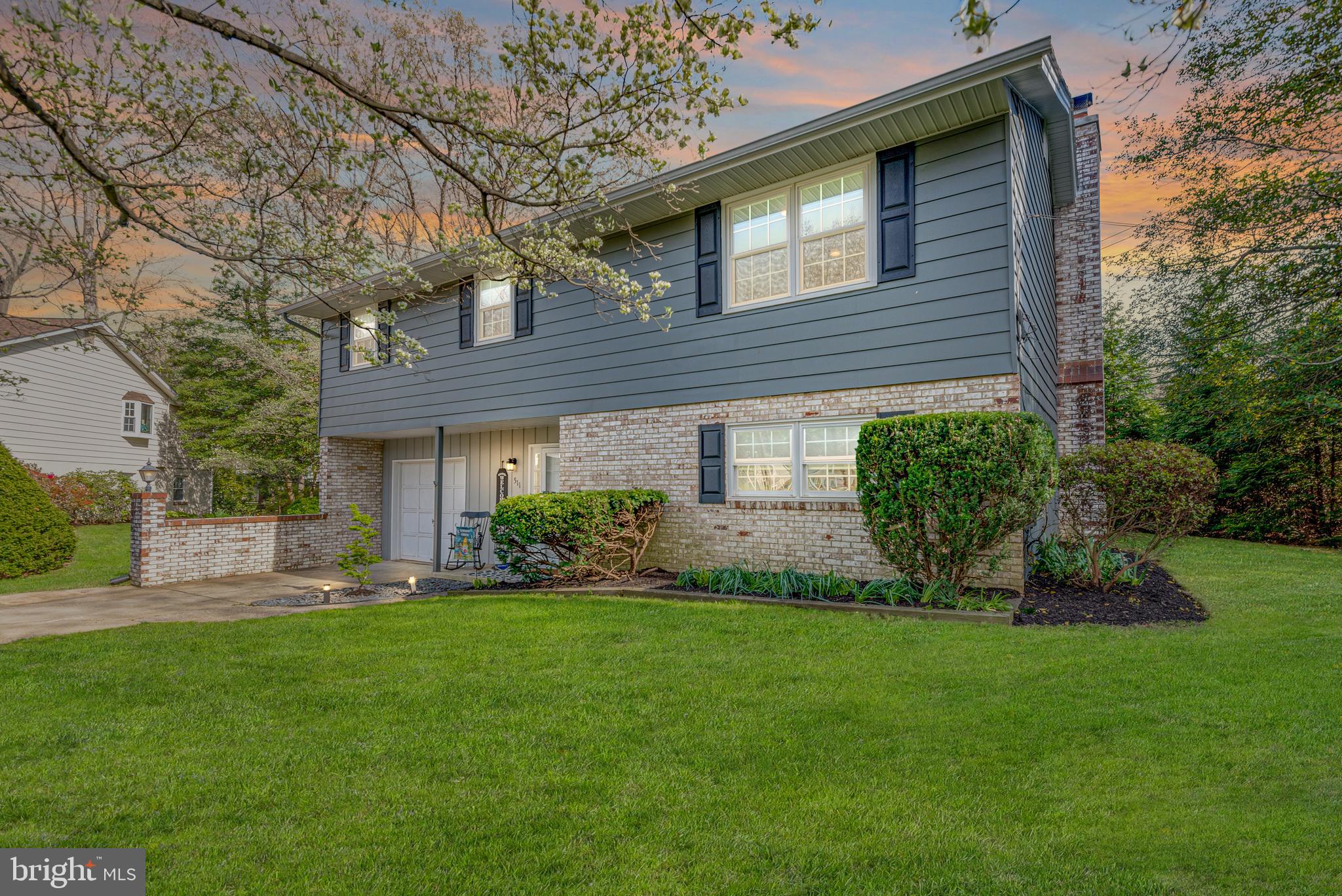 BENFIELD MANOR - Residential