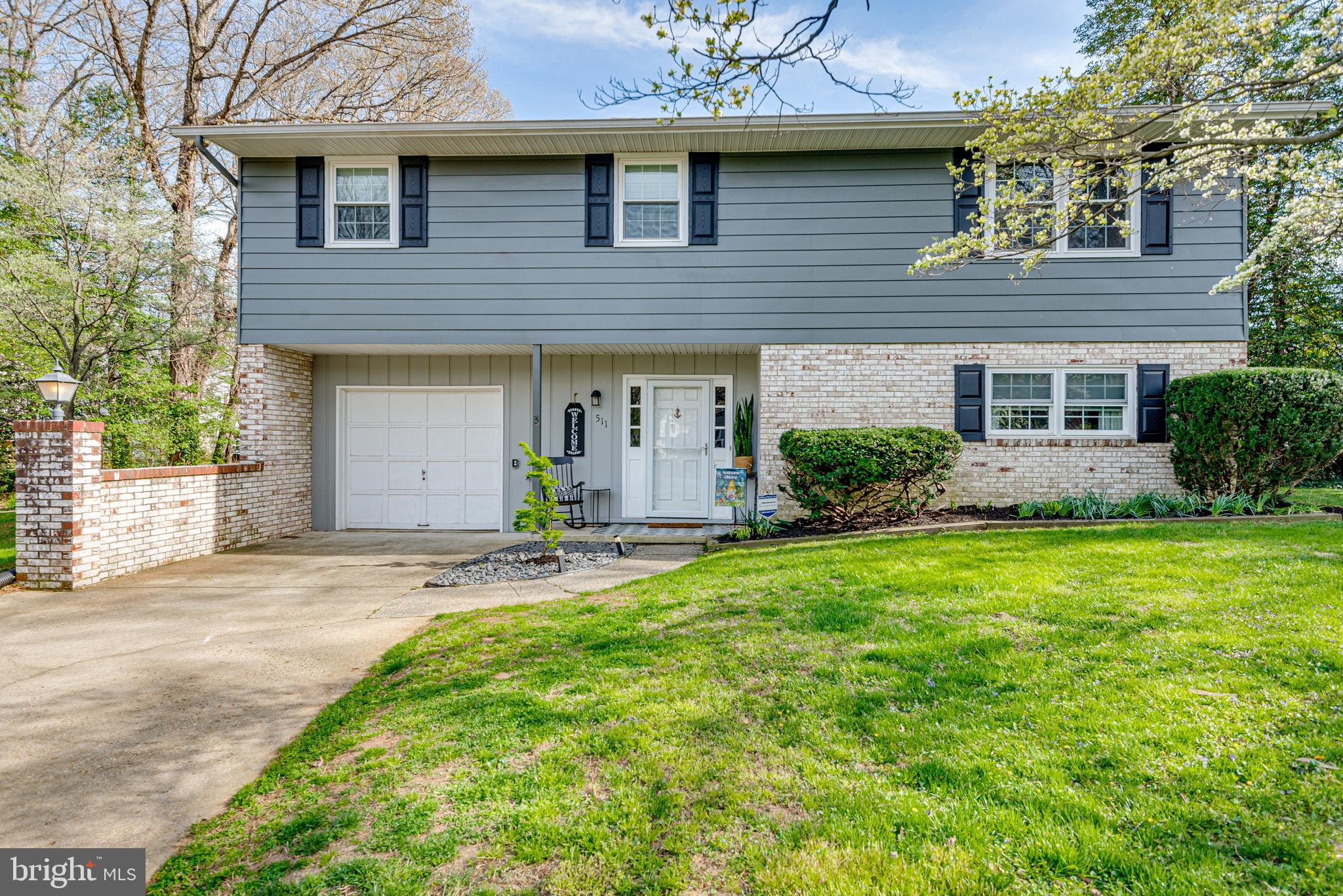 BENFIELD MANOR - Residential