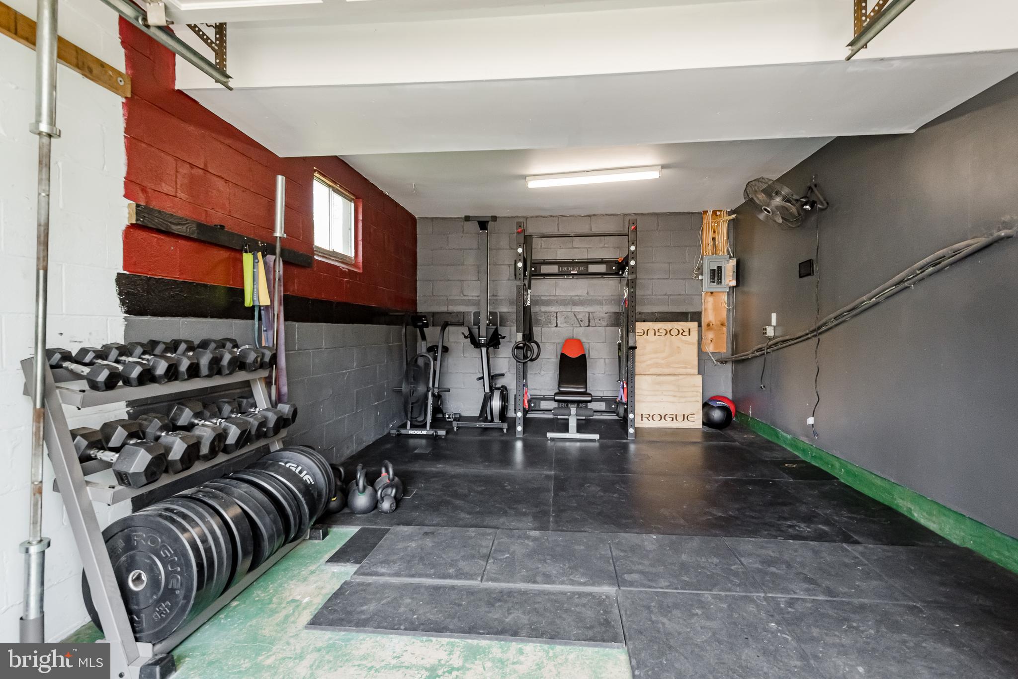 BENFIELD MANOR - Residential