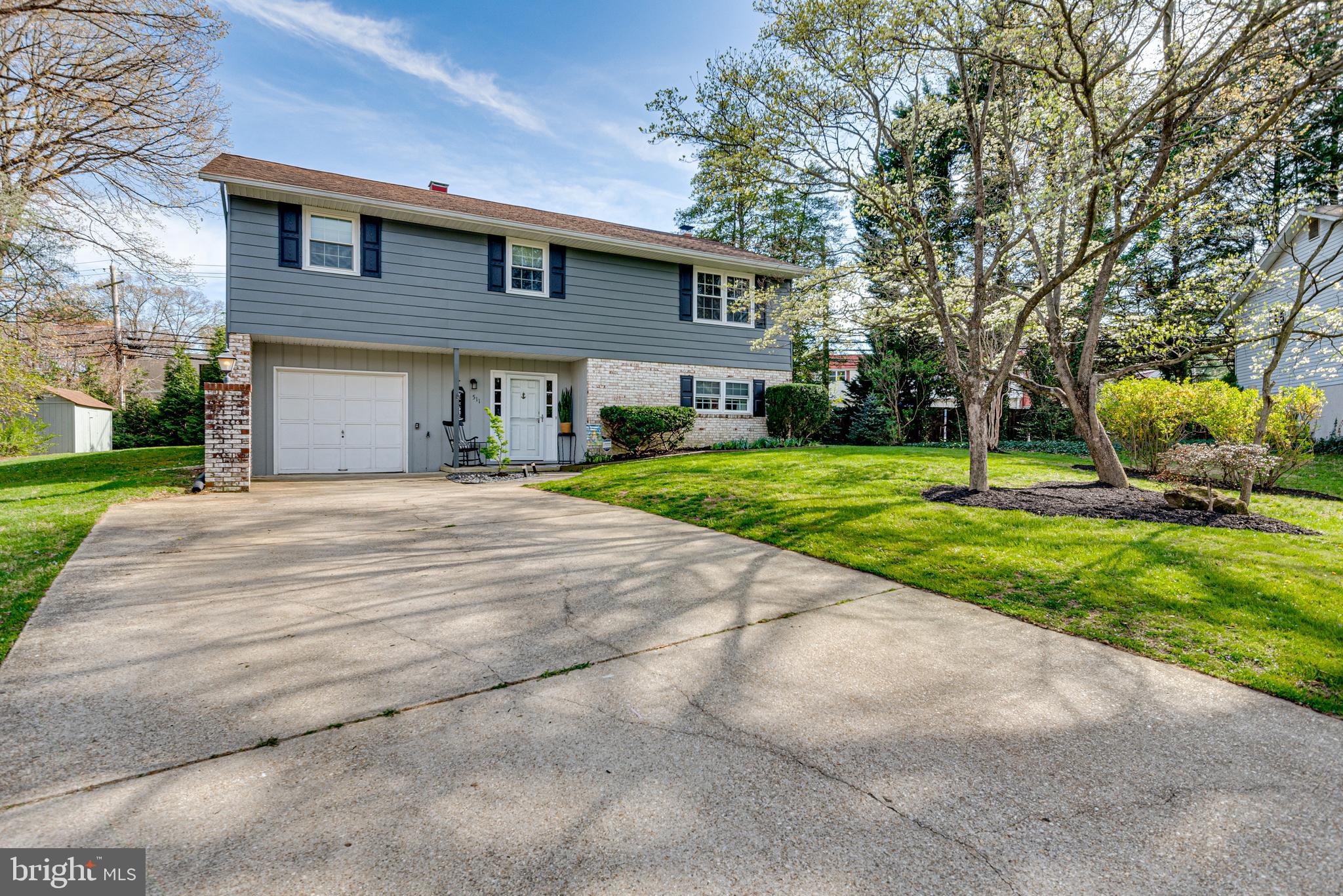 BENFIELD MANOR - Residential