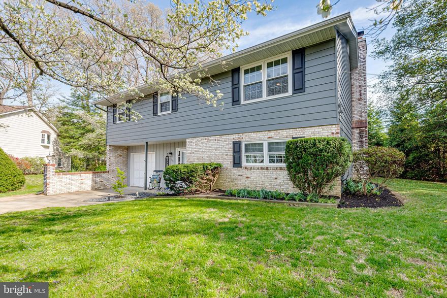 Beautifully remodeled, move in ready home in Severna Park! 

Offering 4 Bedrooms & 2.5 baths! Open concept kitchen, dining/living room, with stainless steel appliances, trash compactor, granite countertops, and island with breakfast bar.  The home is located at the end of a cul-de-sac with a garage and a private driveway accommodating 4 cars. Enjoy the deck located off the dining area with a large private backyard oasis, and water access afforded to the community!

This home enjoys multi-level living space; The family room with a wood burning fireplace downstairs and the adjoining bedroom along with a half bath makes the living spaces convenient, comfortable, and practical. The laundry room has plenty of extra storage, with access to the back yard.  The upper level offers a primary bedroom with private bath, two additional bedrooms and full bath. 

 Located in the Kensington community, which offers residents water access, including a picnic area, kayaking, a boat ramp, and a pier for crabbing/fishing! 

 Located within walking distance of Blue Ribbon Severna Park schools and easy access to Route 97, Route 50, and Route 2, commuting to Baltimore, Annapolis, Fort Meade, and BWI.