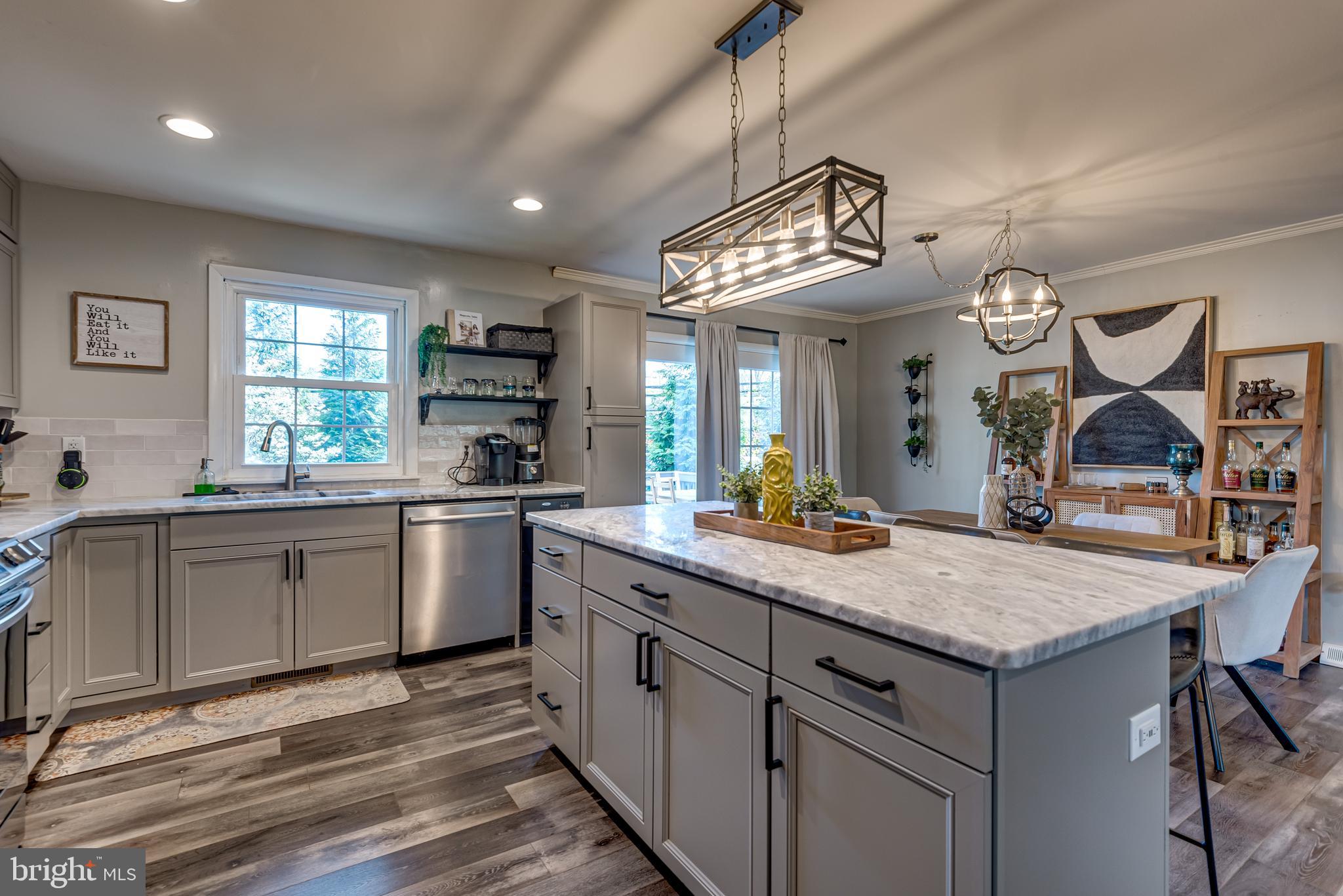 BENFIELD MANOR - Residential