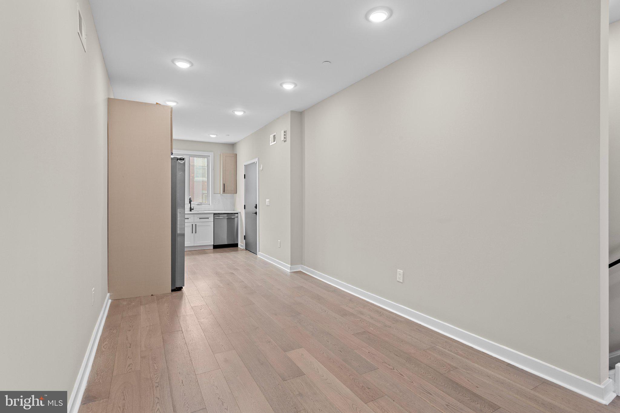 WEST KENSINGTON - Residential Lease