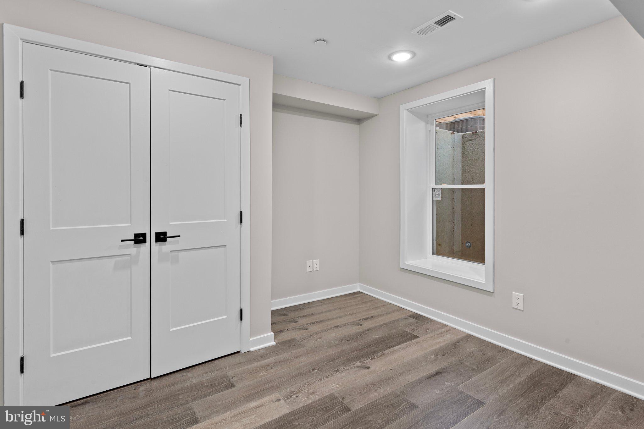 WEST KENSINGTON - Residential Lease