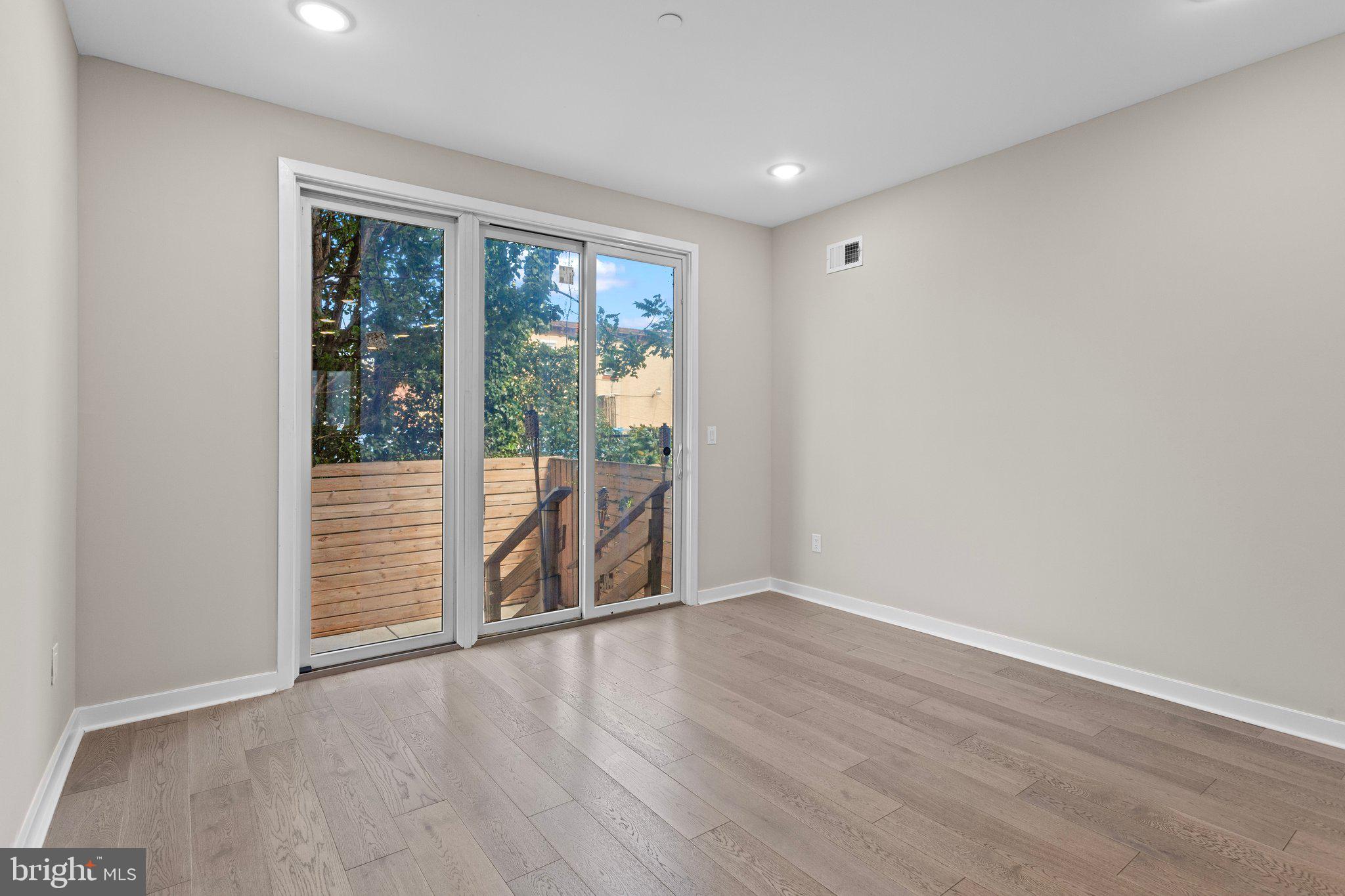 WEST KENSINGTON - Residential Lease