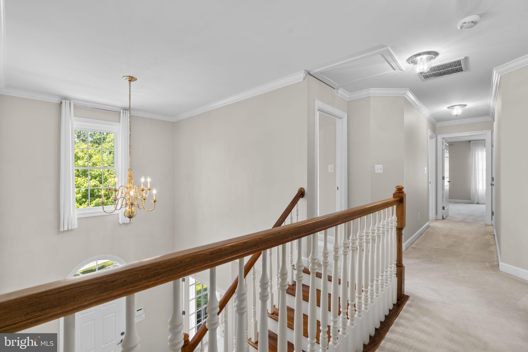 CRESTWOOD - Residential