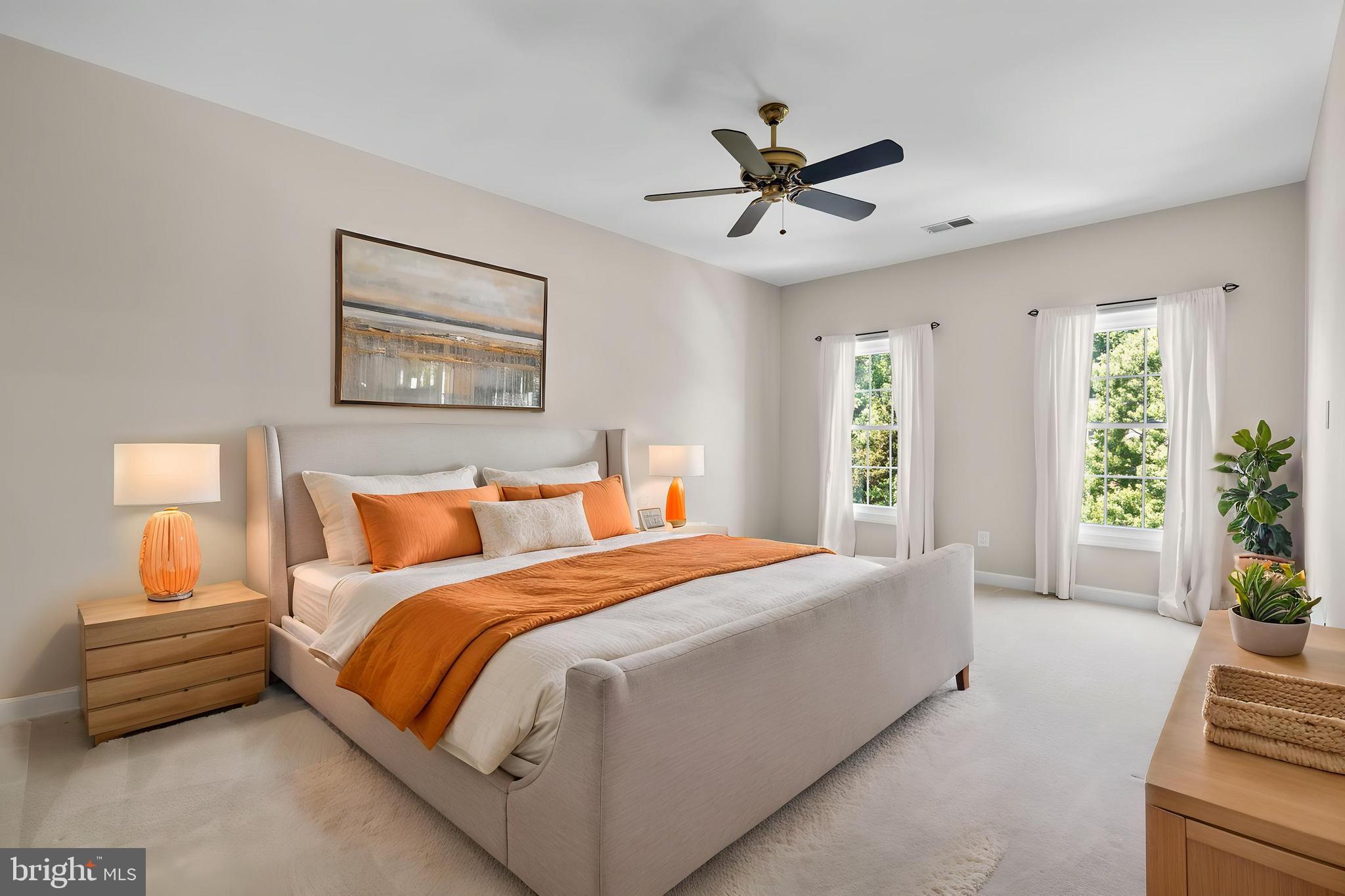 CRESTWOOD - Residential