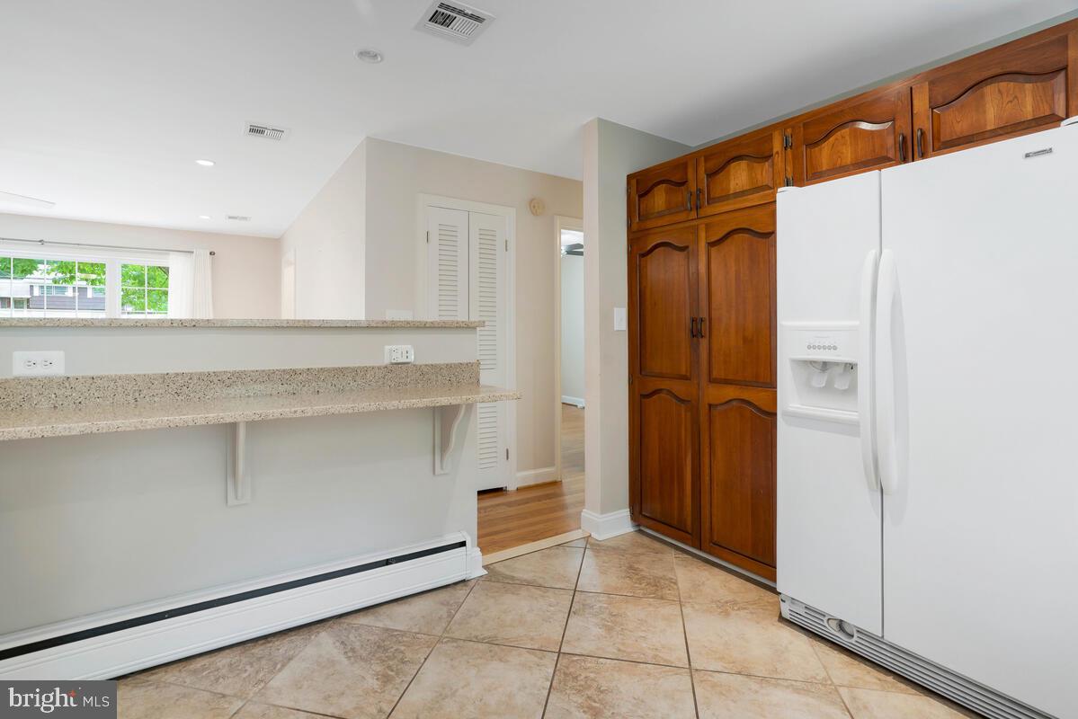 TOWN CREEK - Residential Lease