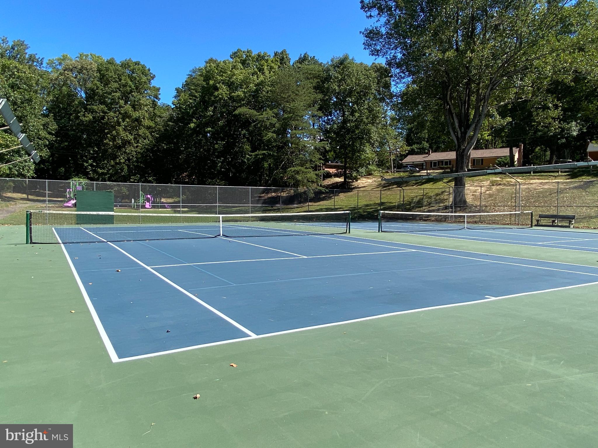 TOWN CREEK - Residential Lease