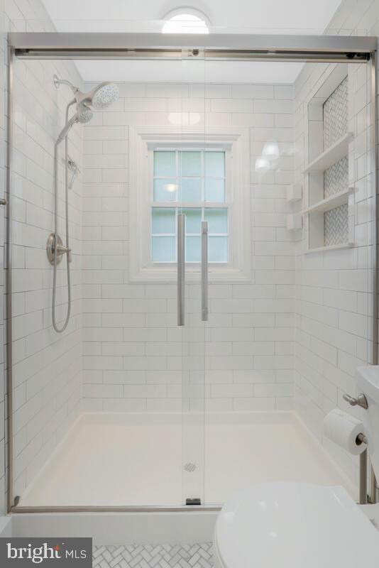 TOWN CREEK - Residential Lease