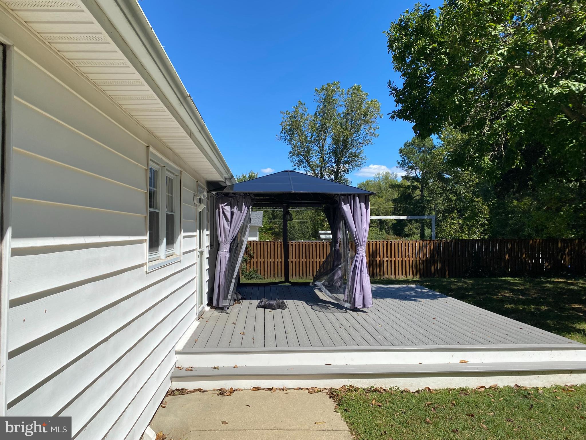 TOWN CREEK - Residential Lease