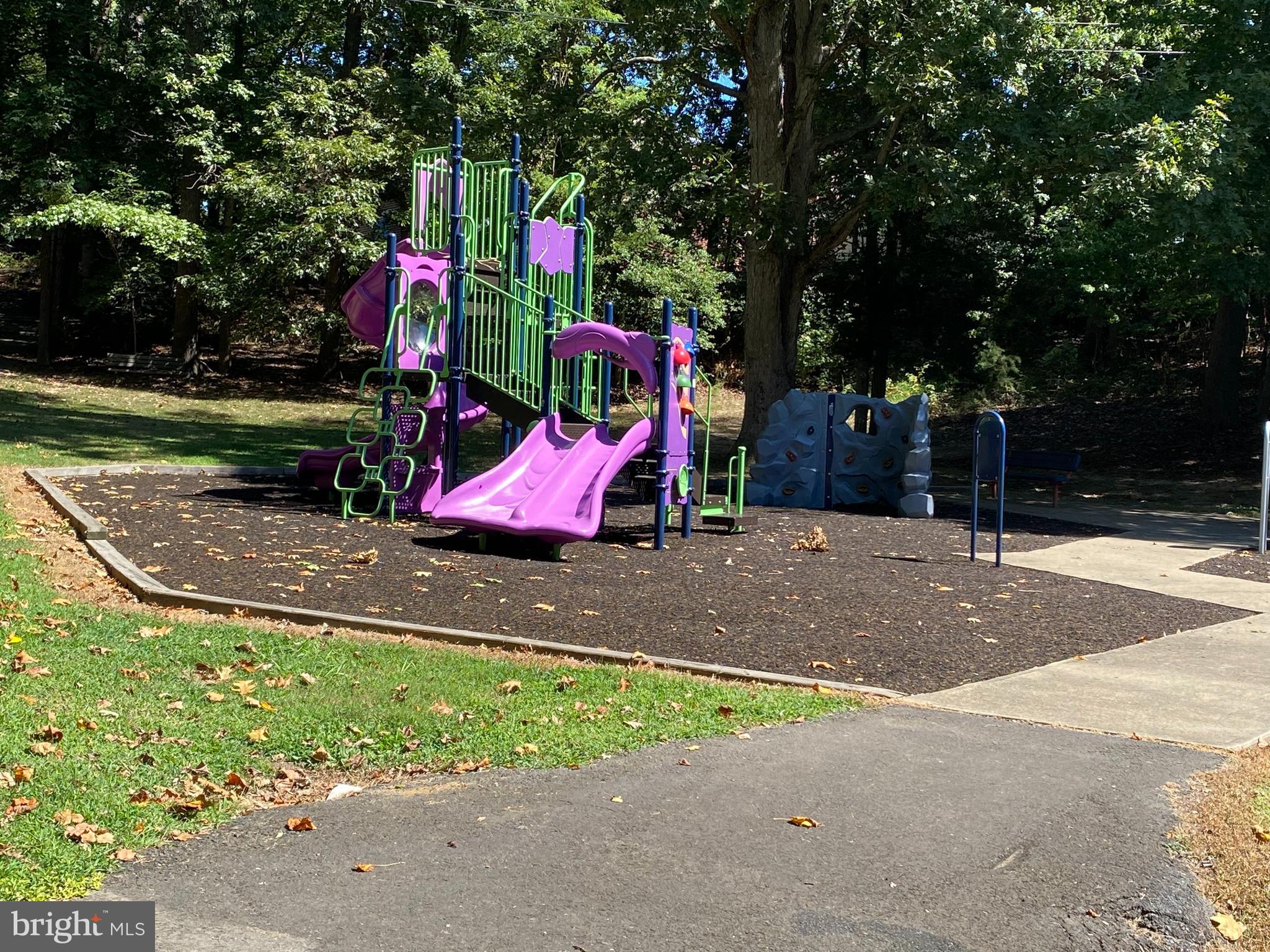 TOWN CREEK - Residential Lease