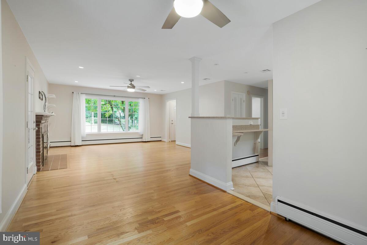 TOWN CREEK - Residential Lease