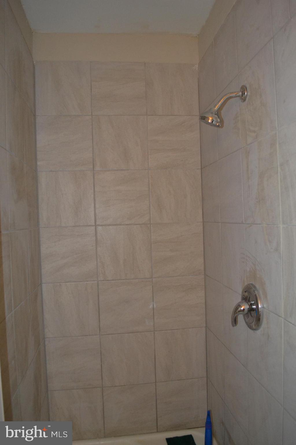 FEDERAL HILL HISTORIC DISTRICT - Residential Lease