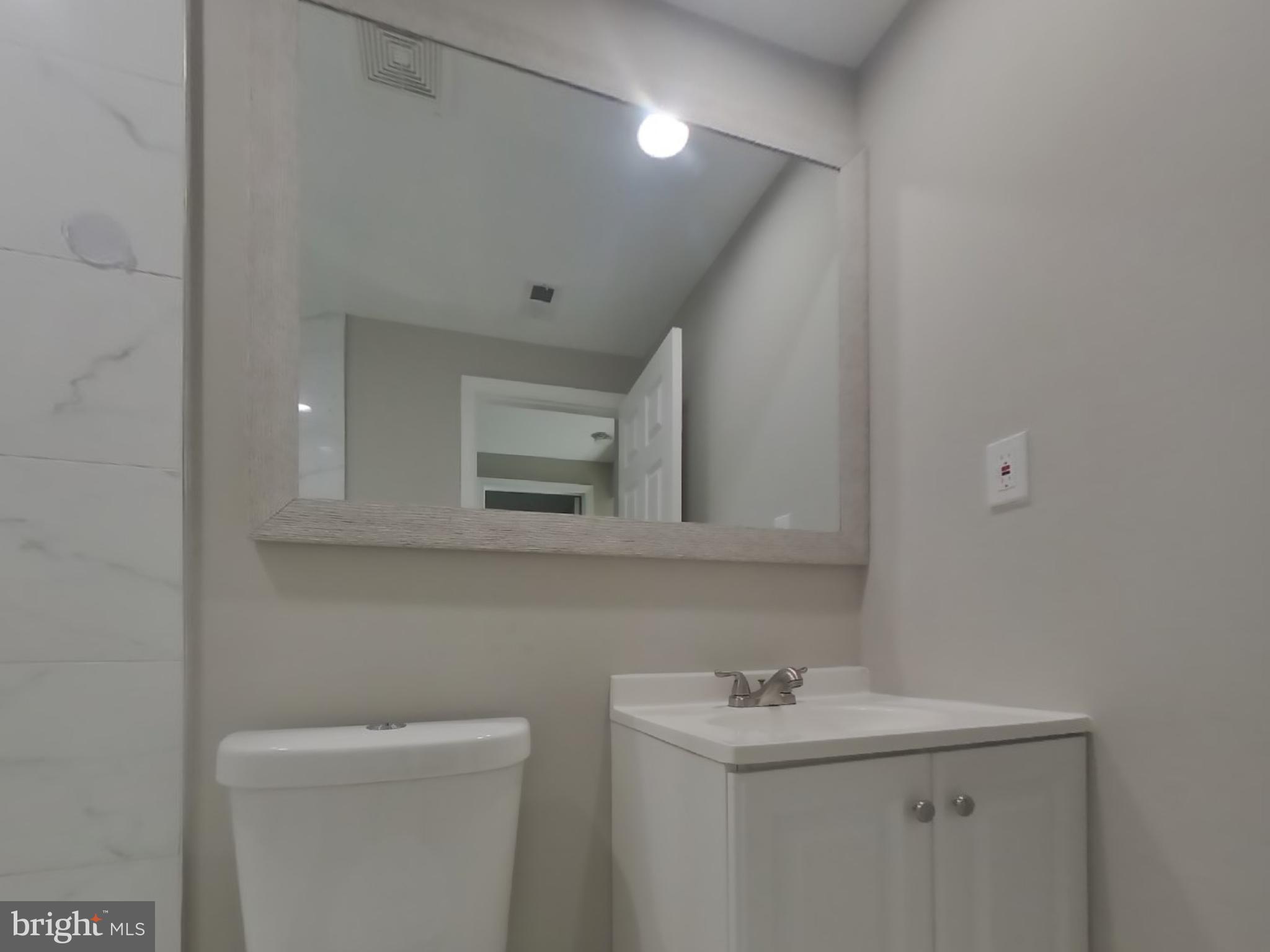 NORTH ROBLEE ACRES - Residential Lease