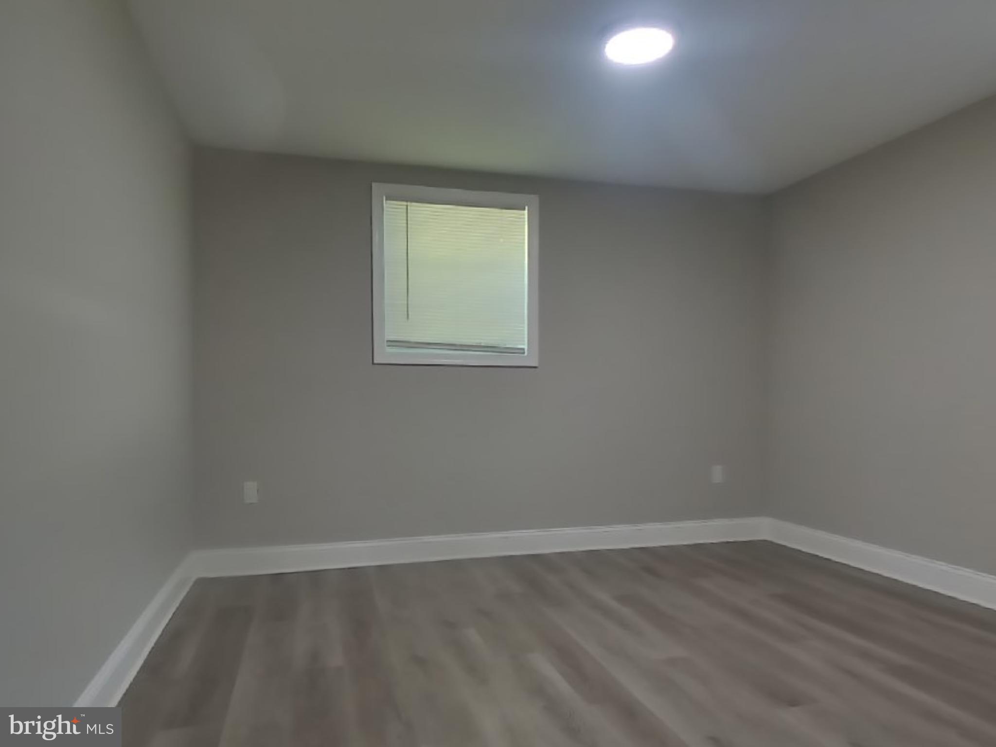 NORTH ROBLEE ACRES - Residential Lease