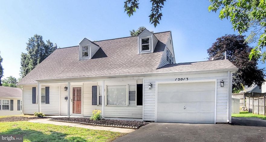 Cape Cod recently renovated. This home for rent has 4 BR 4 BA and a spacious level yard in the heart of Bowie. Overqualified tenant wanted.