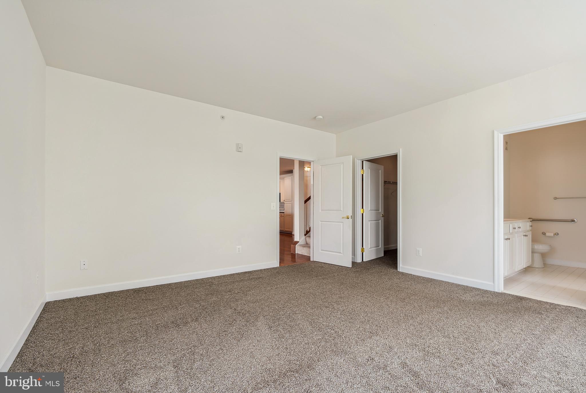 FOUR SEASONS ESTATES - Residential