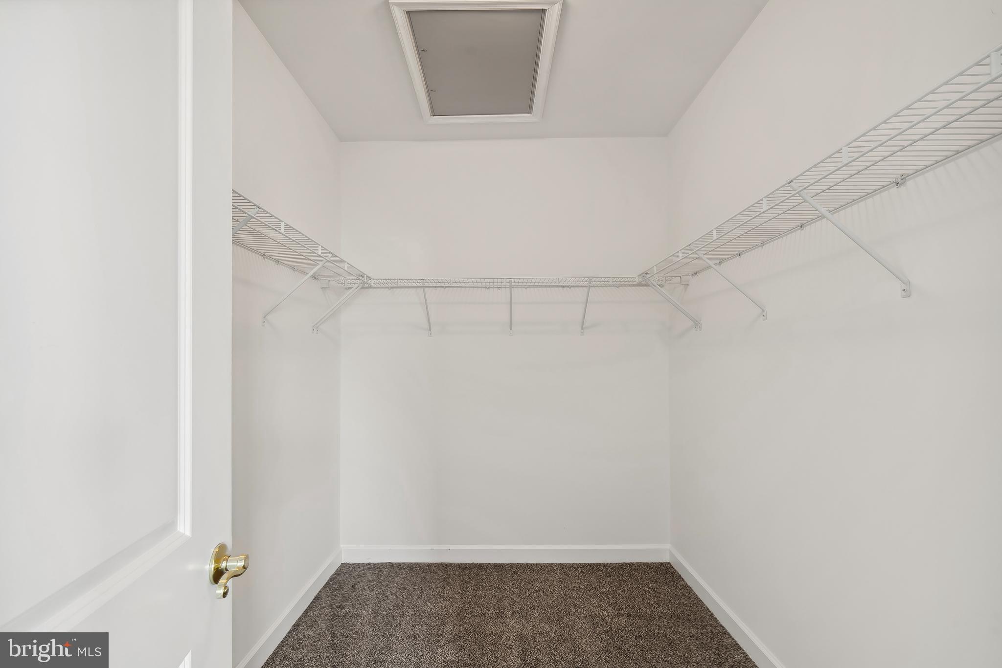 FOUR SEASONS ESTATES - Residential