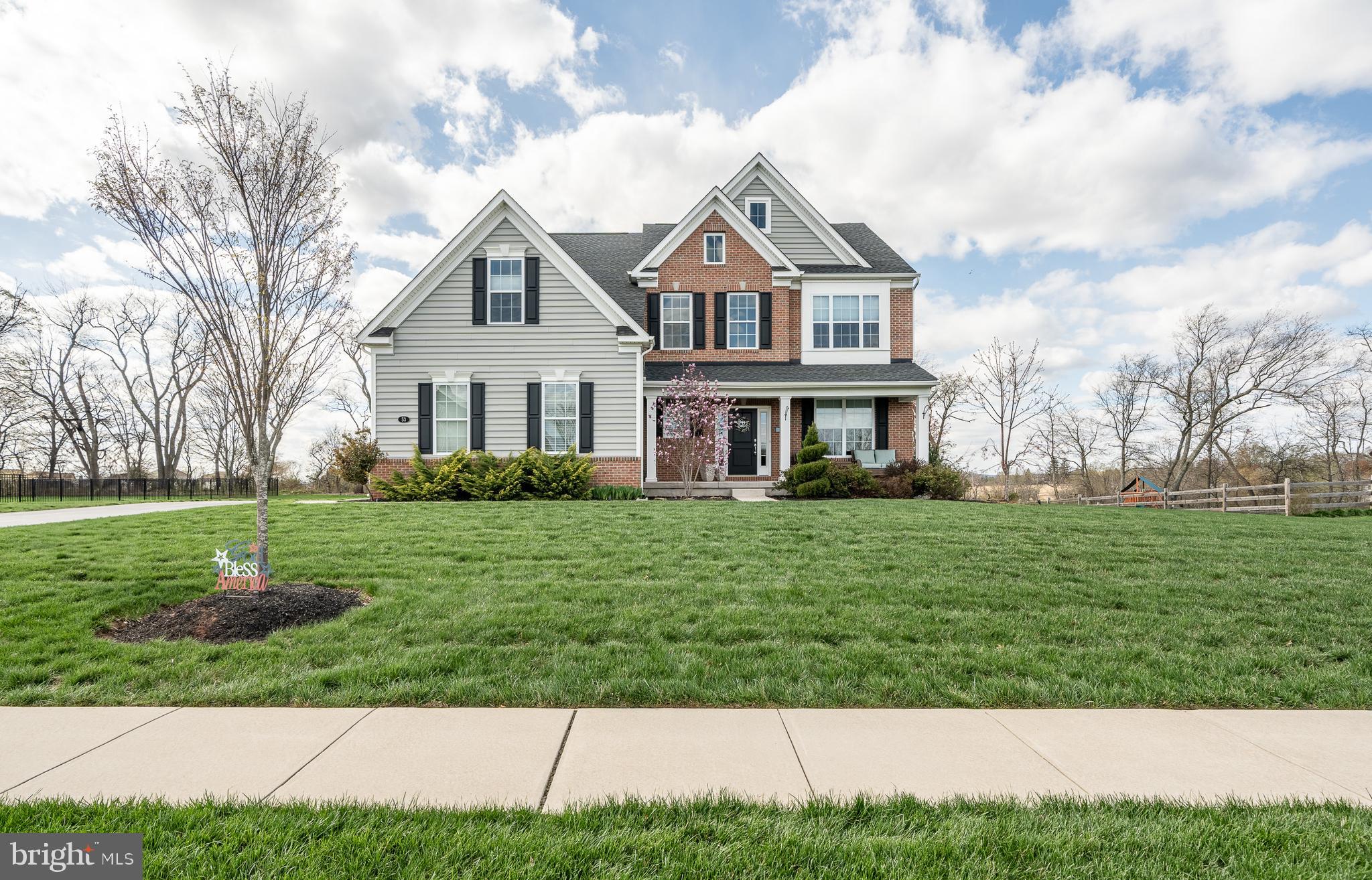 FOUNDERS RESERVE - Residential