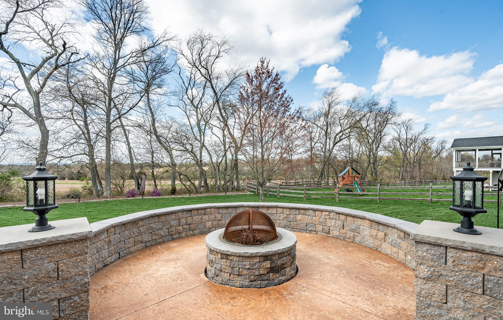 FOUNDERS RESERVE - Residential