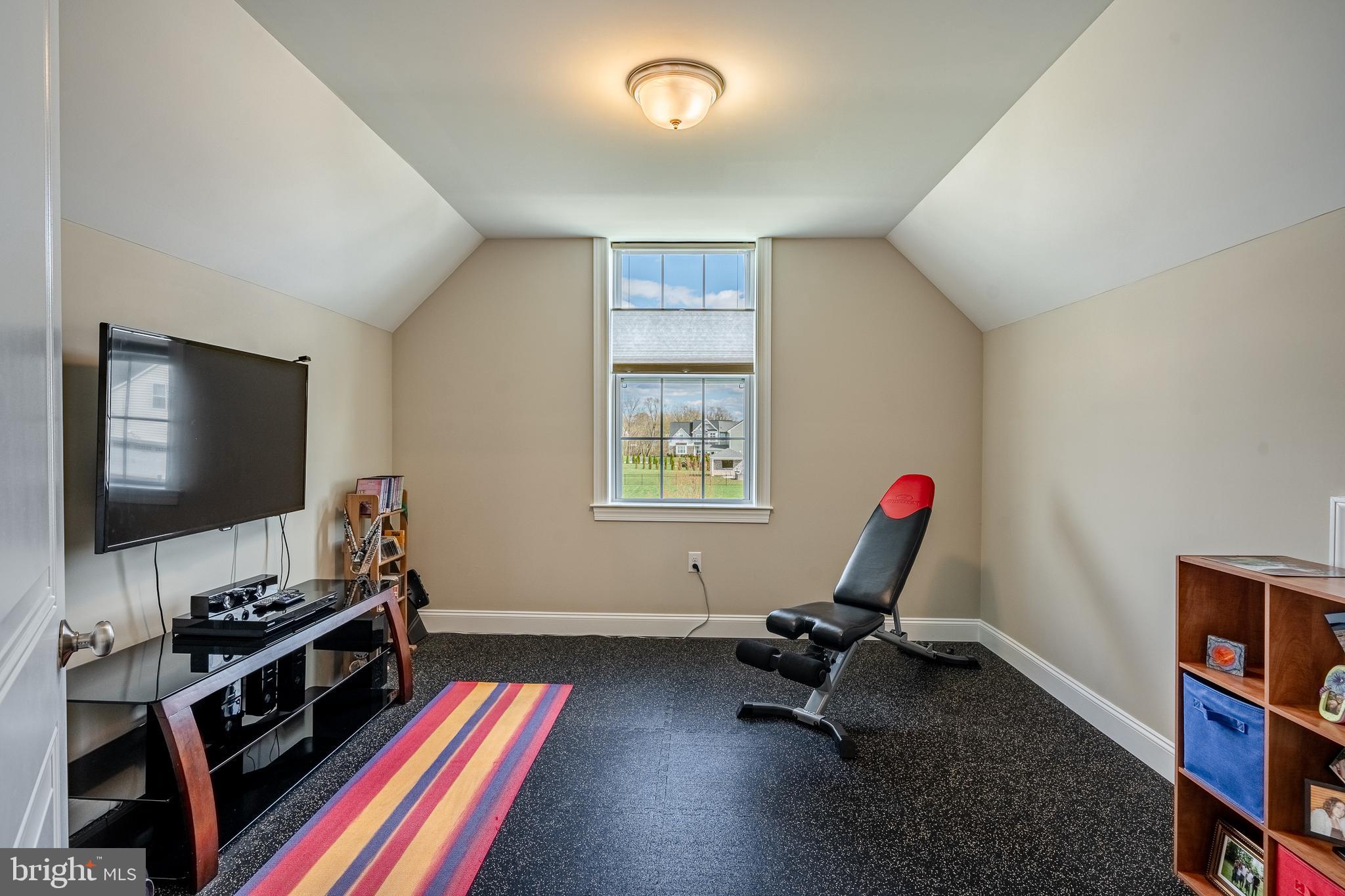 FOUNDERS RESERVE - Residential