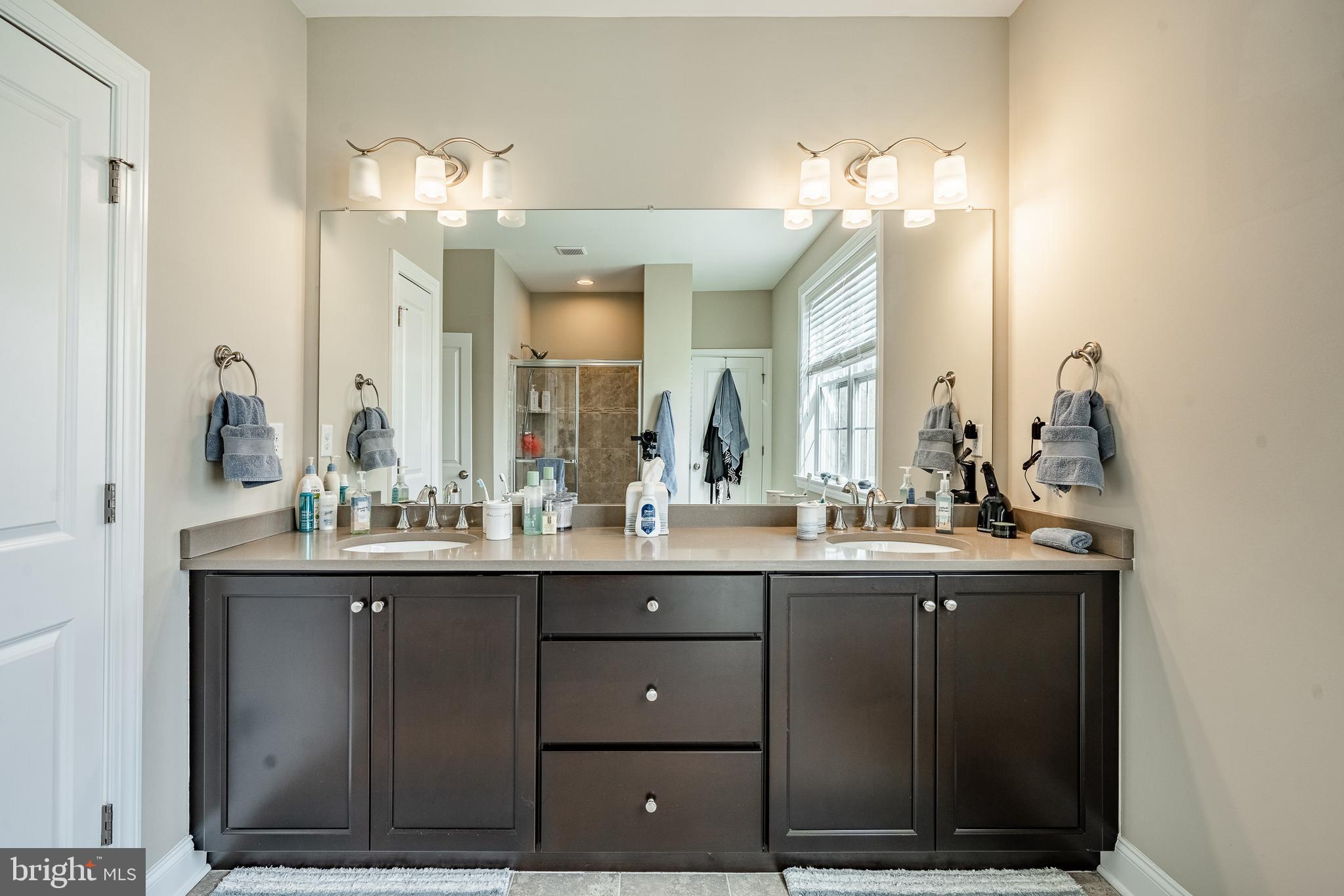 FOUNDERS RESERVE - Residential