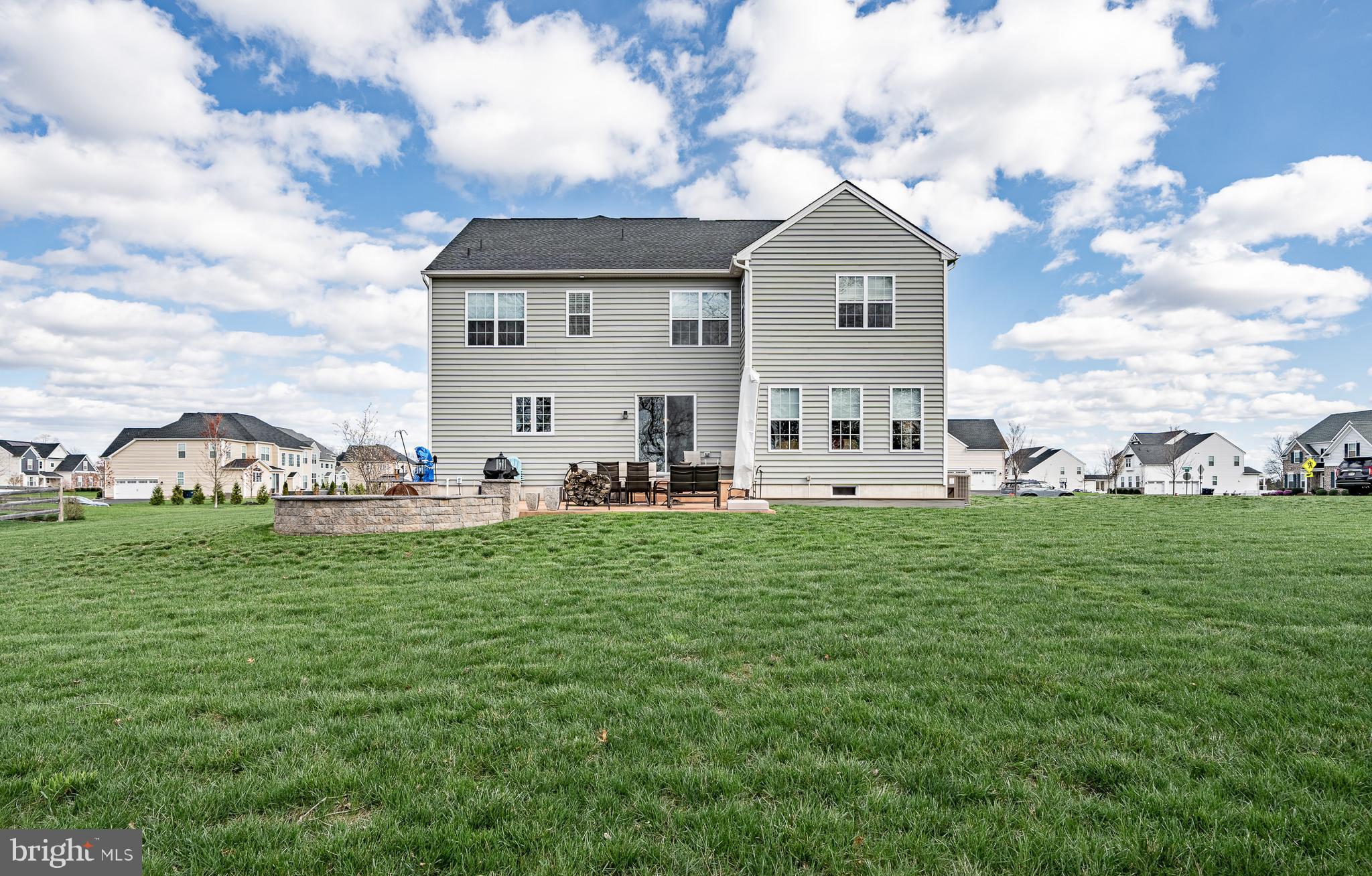 FOUNDERS RESERVE - Residential