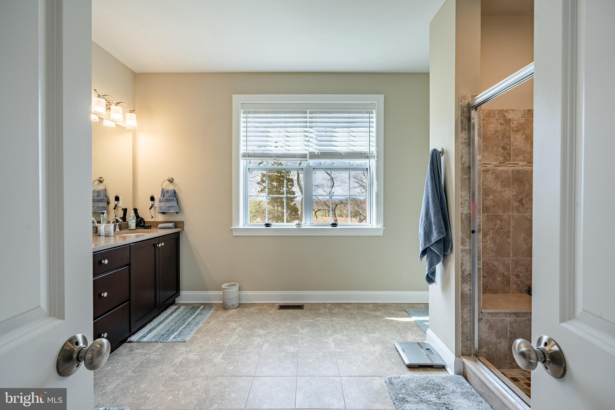 FOUNDERS RESERVE - Residential