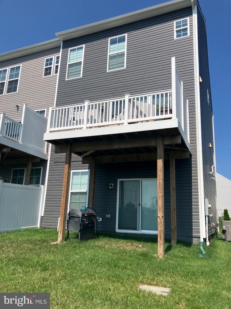 1013 HIGHPOINT TRAIL