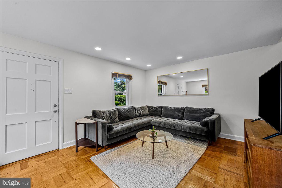 117 ROCK GLEN ROAD