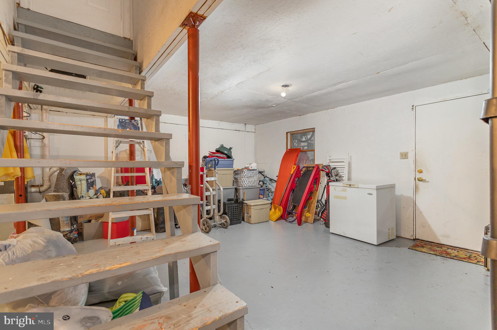 VALLEY GREEN VILLAGE - Residential