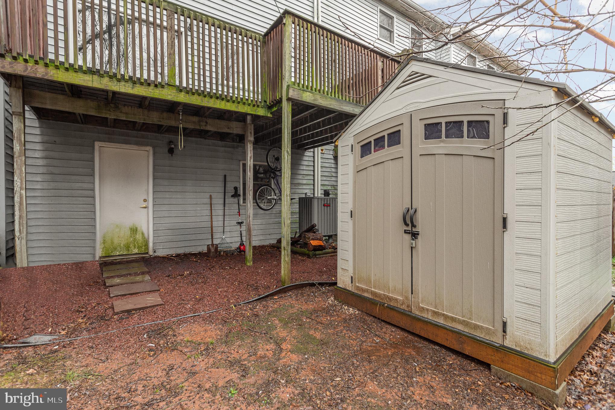 VALLEY GREEN VILLAGE - Residential