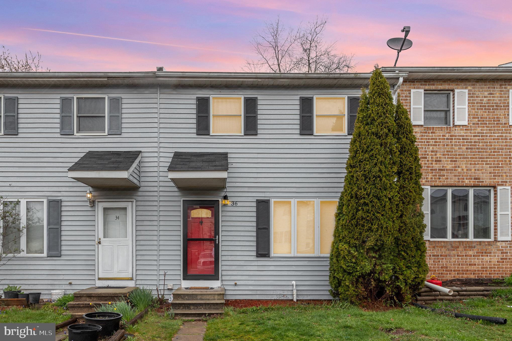 VALLEY GREEN VILLAGE - Residential