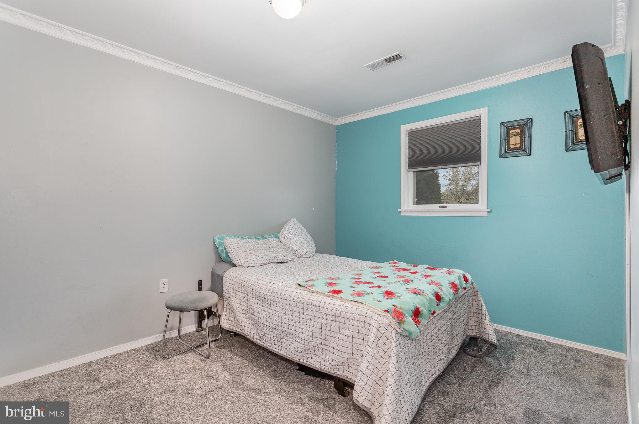 VALLEY GREEN VILLAGE - Residential