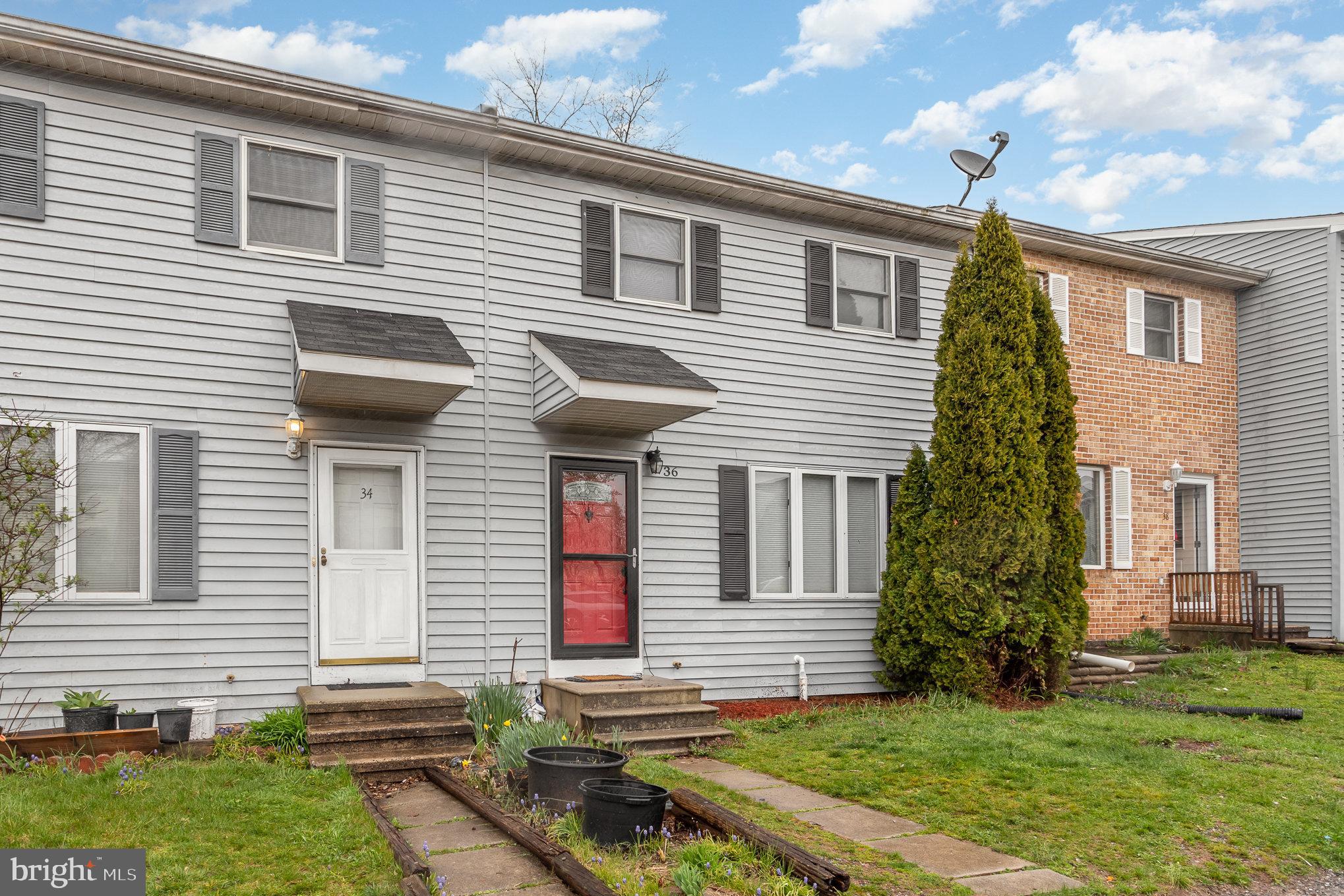 VALLEY GREEN VILLAGE - Residential