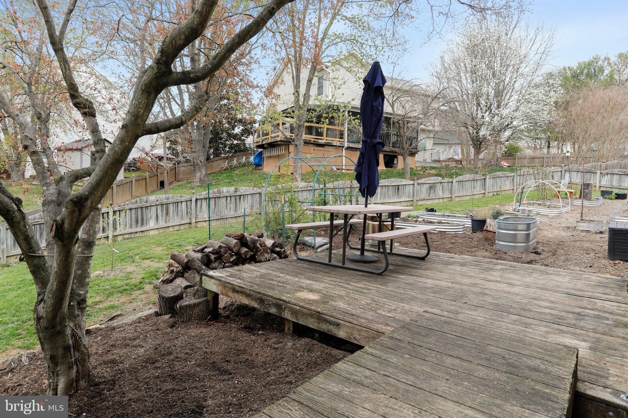 APPLE RIDGE - Residential