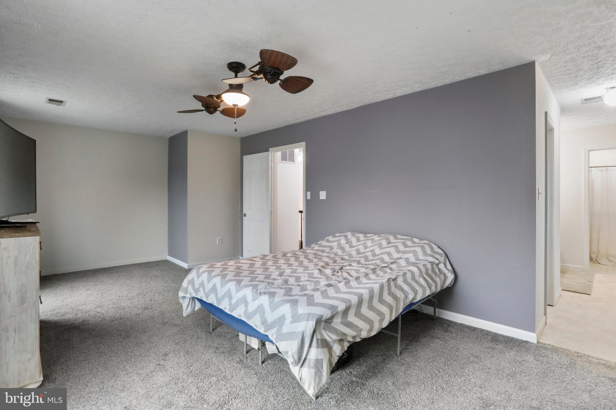 APPLE RIDGE - Residential