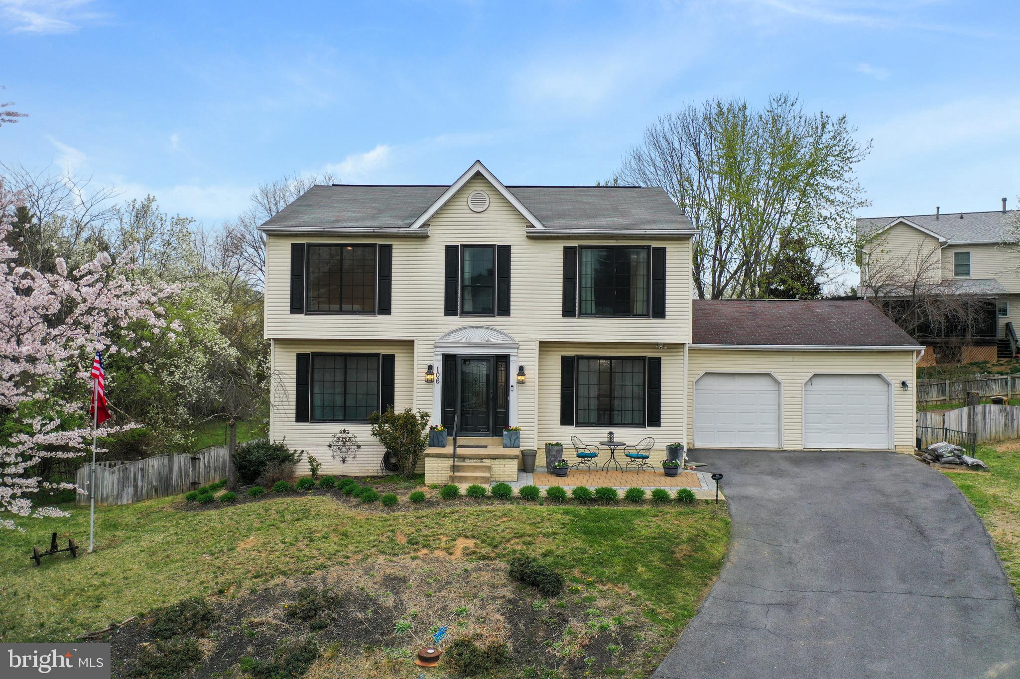 APPLE RIDGE - Residential