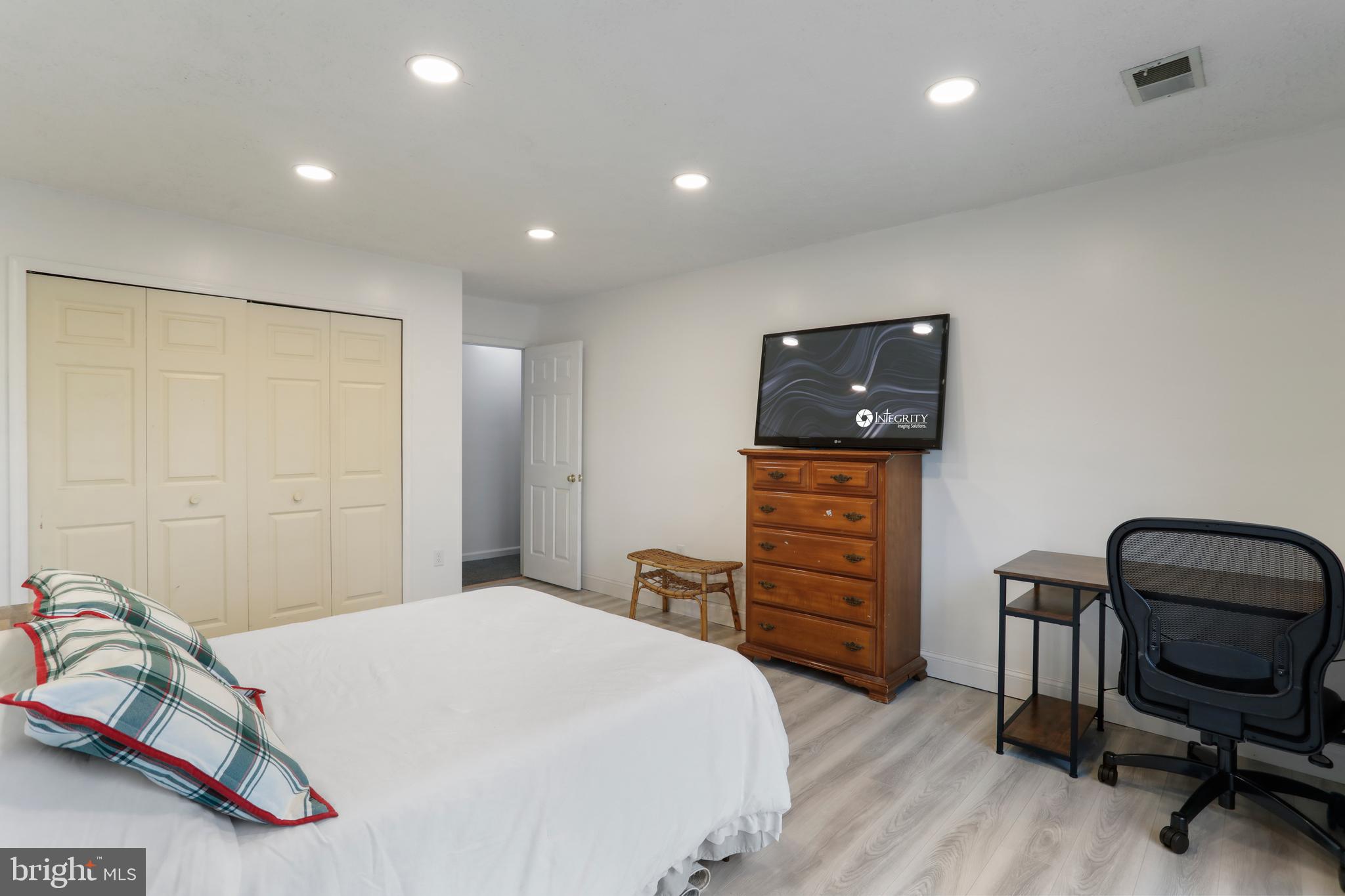 APPLE RIDGE - Residential