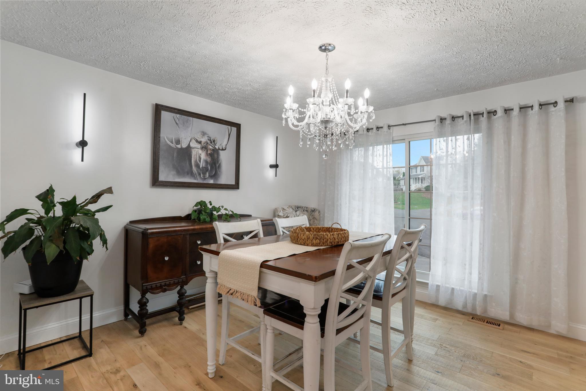 APPLE RIDGE - Residential