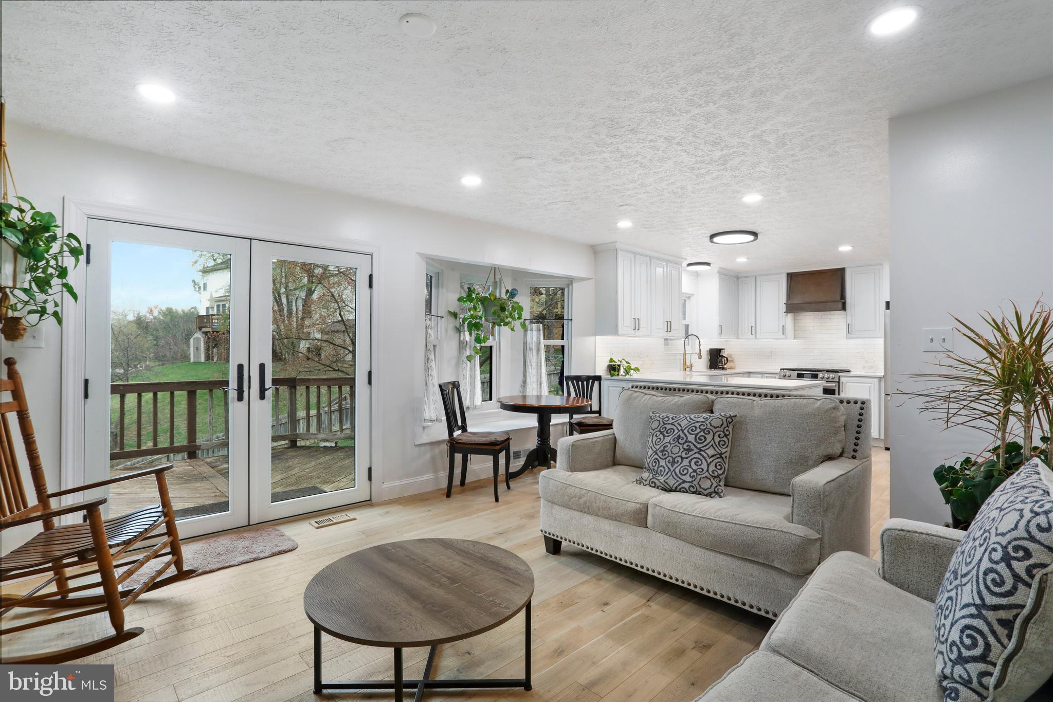 APPLE RIDGE - Residential