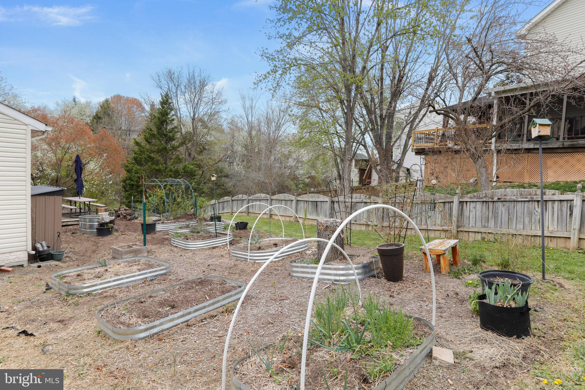 APPLE RIDGE - Residential