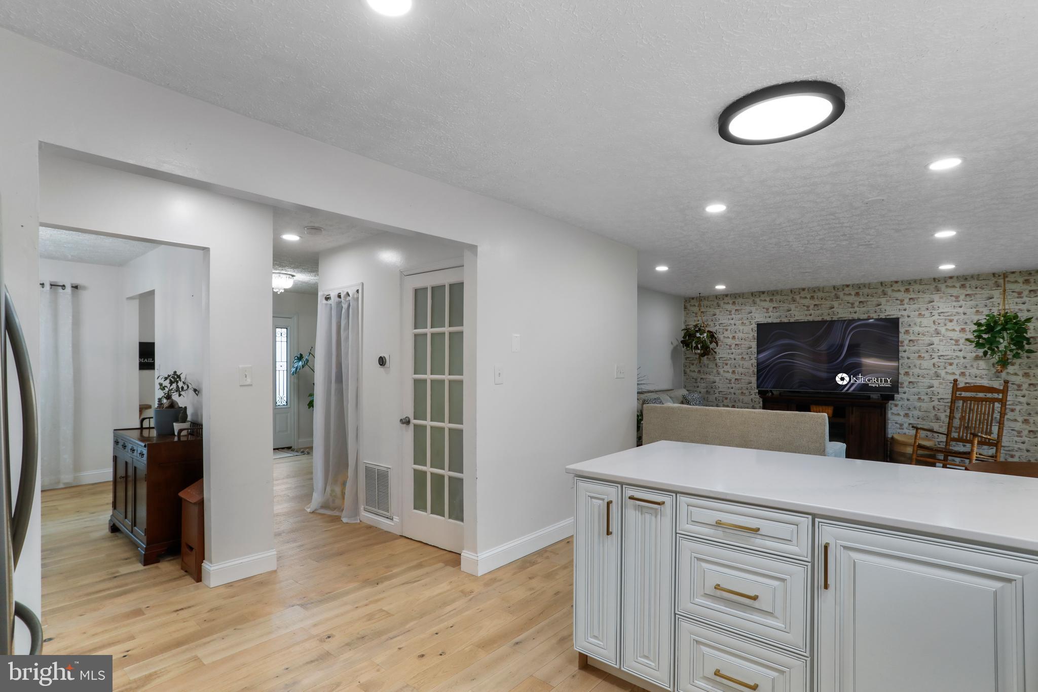 APPLE RIDGE - Residential